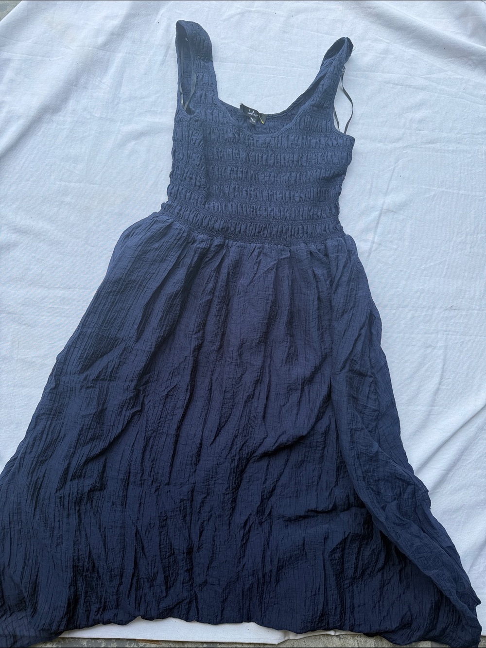Lulu’s Women's Navy Smocked Sundress
